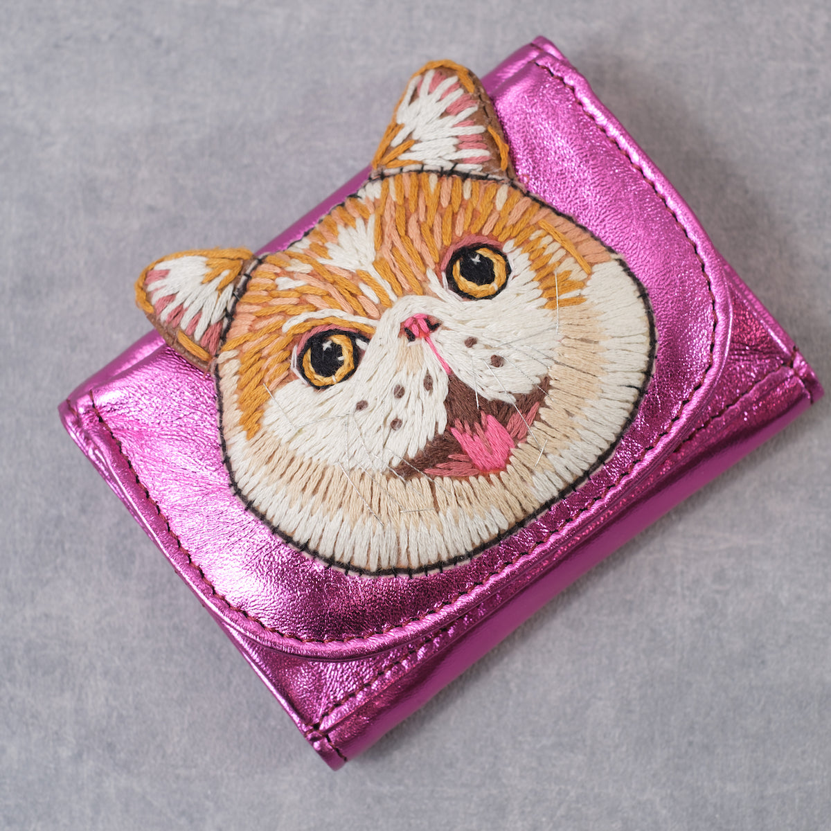 tamao world cat tri-fold mini wallet