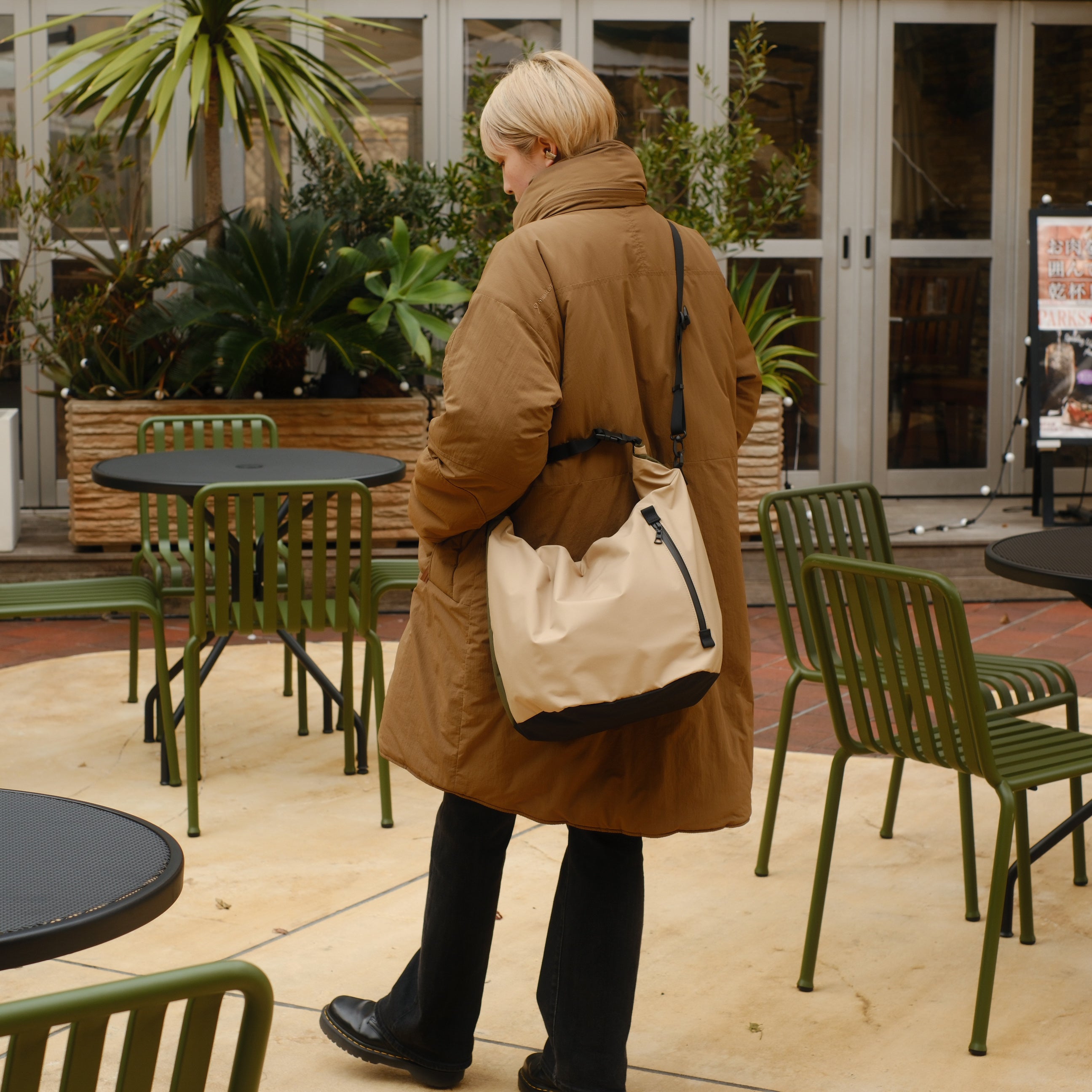 Masterpiece Masterpiece Hot Spring Bag 43440K Medium