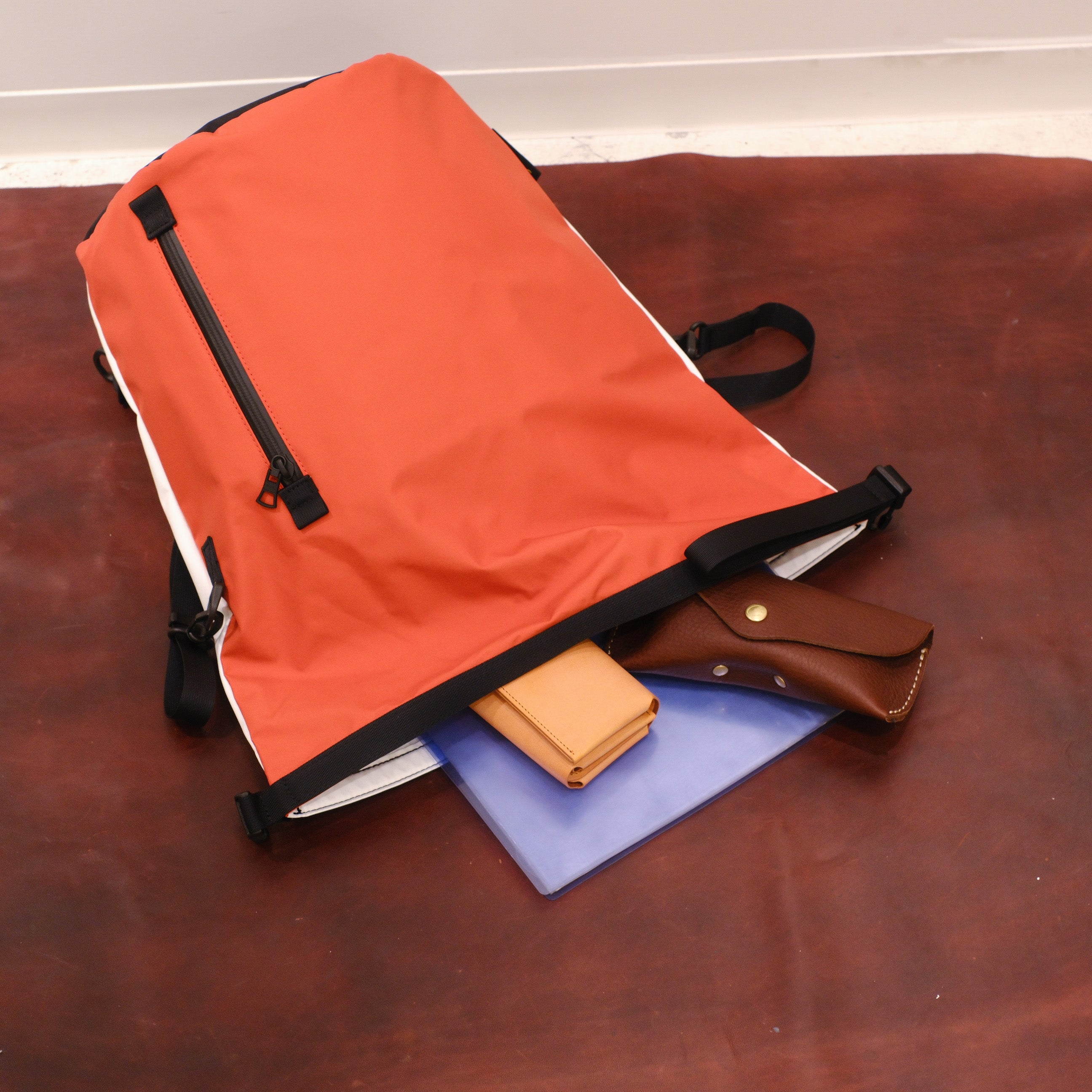 Masterpiece Masterpiece Hot Spring Bag 43441K Small