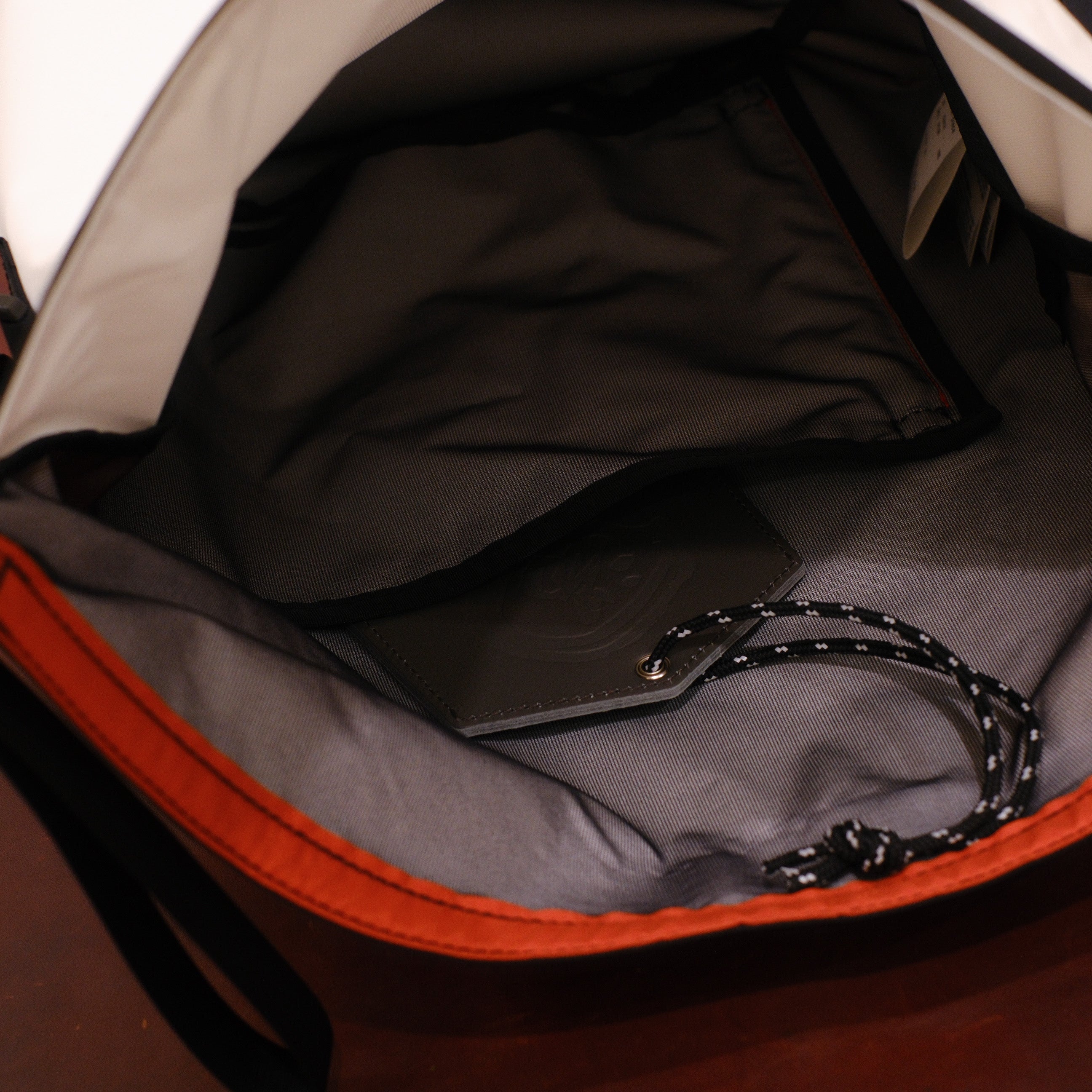 Masterpiece Masterpiece Hot Spring Bag 43441K Small
