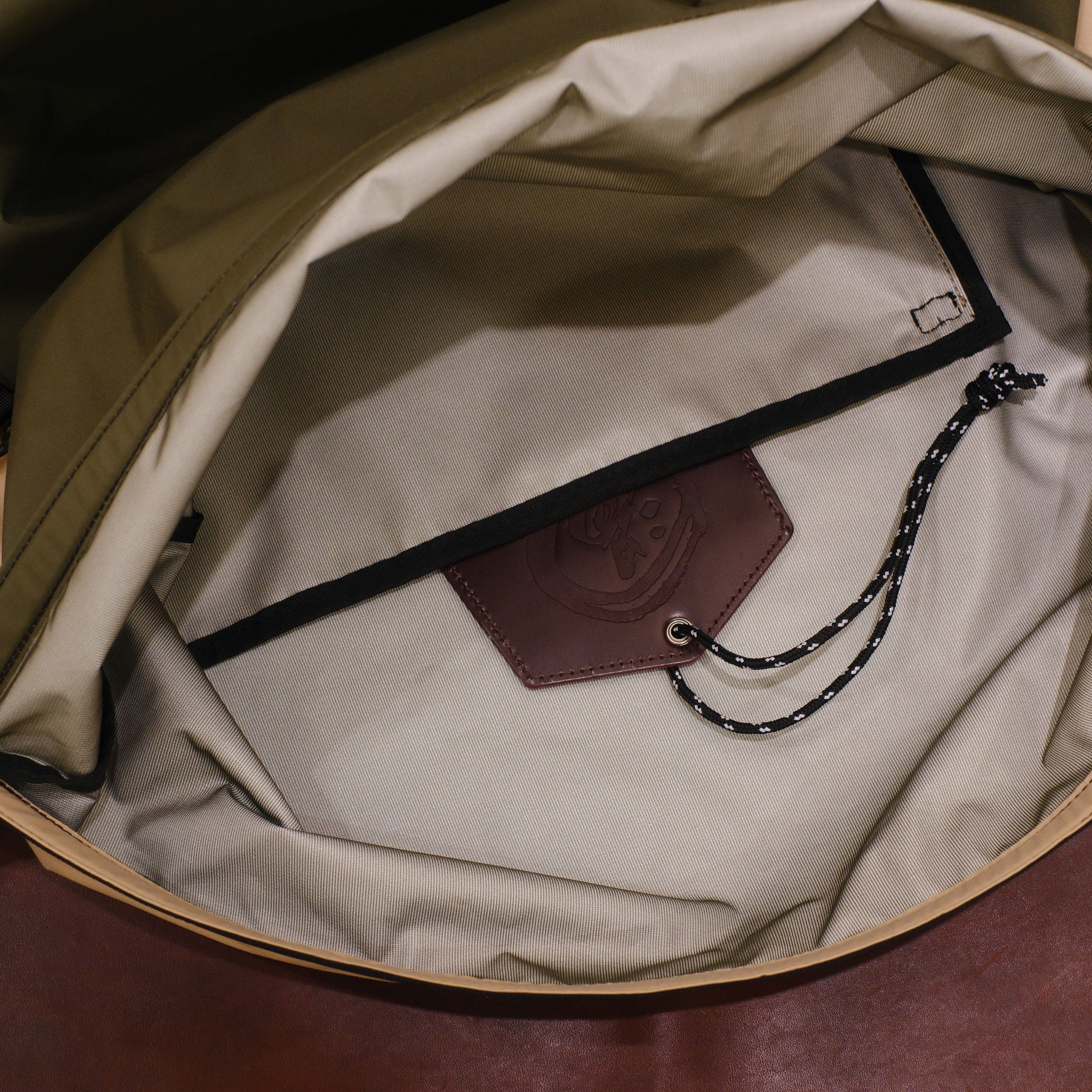Masterpiece Masterpiece Hot Spring Bag 43440K Medium
