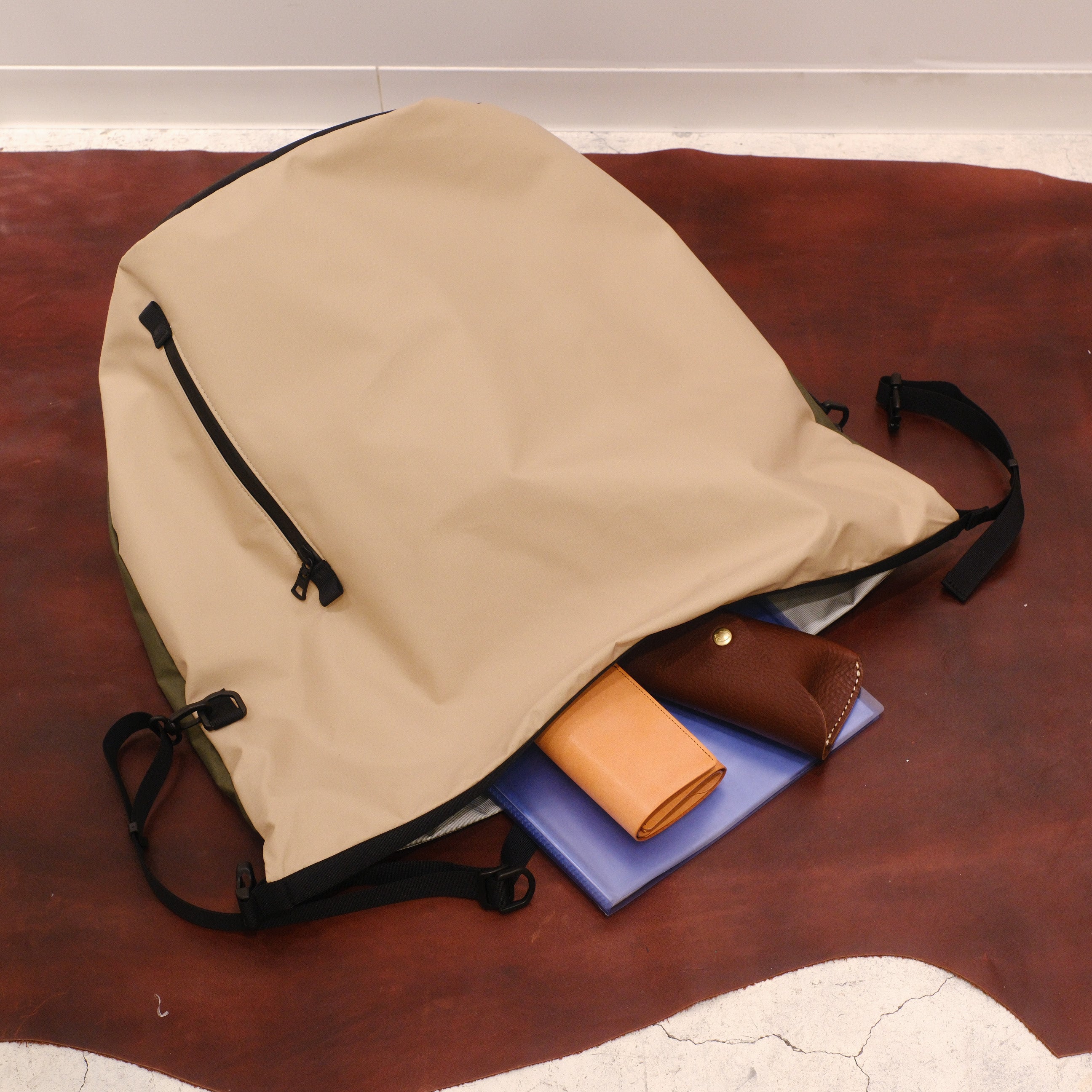 Masterpiece Masterpiece Hot Spring Bag 43440K Medium