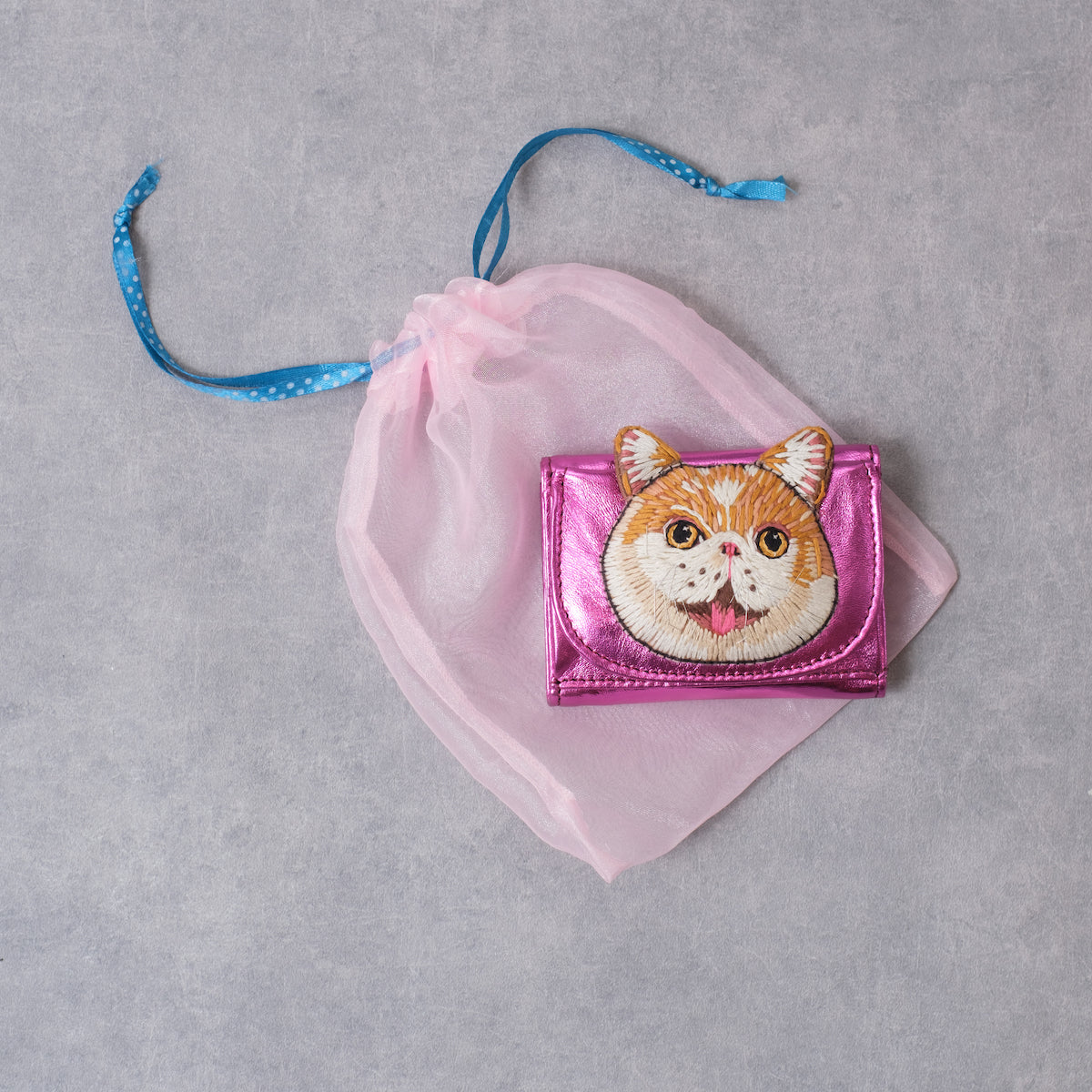 tamao world cat tri-fold mini wallet