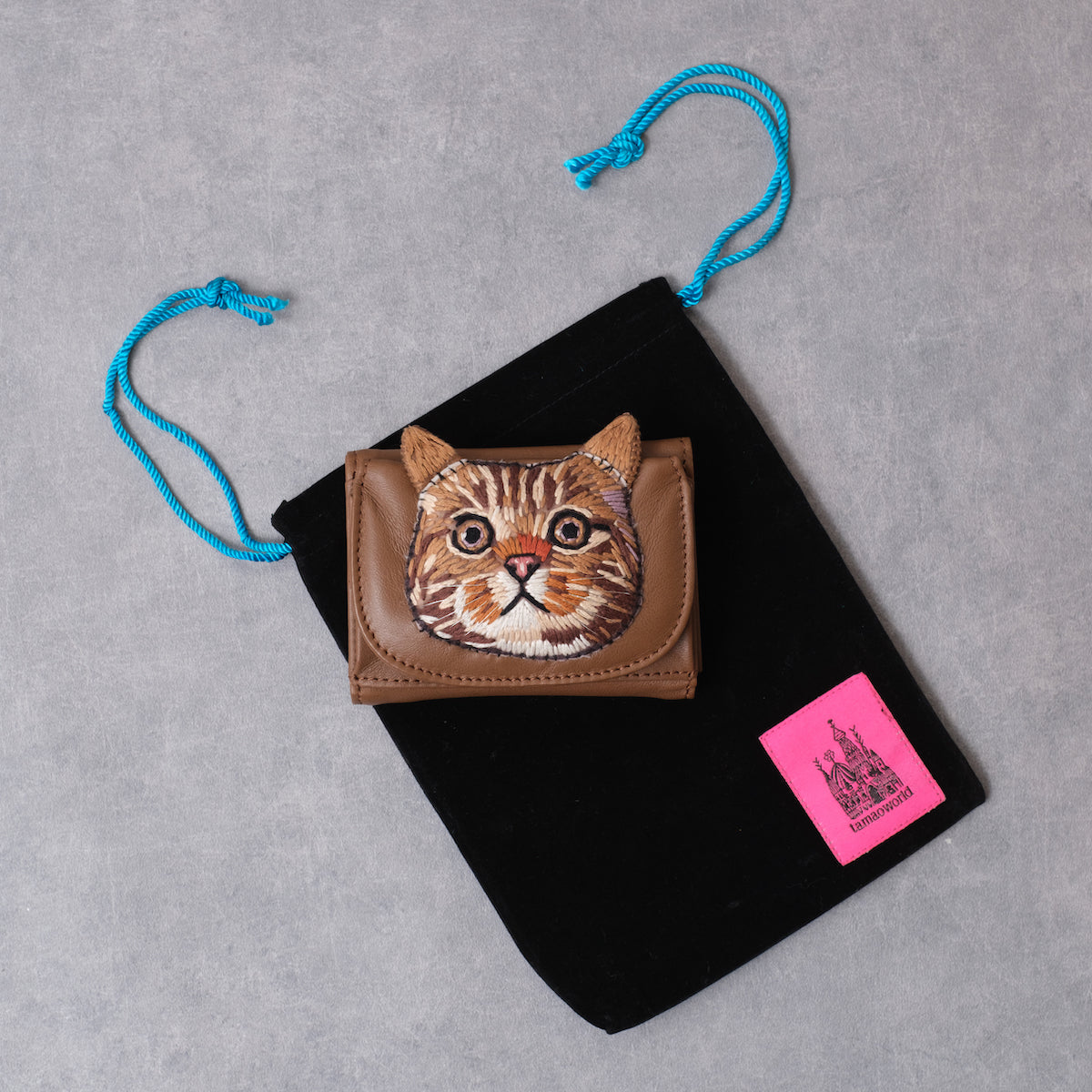 tamao world cat tri-fold mini wallet
