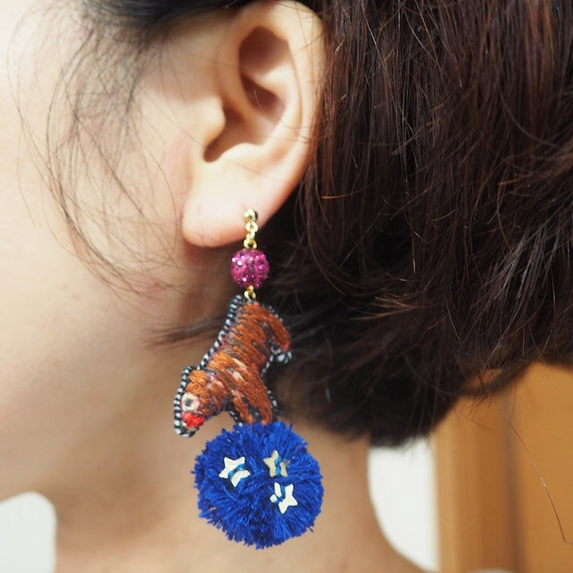 tamao world embroidered earrings A