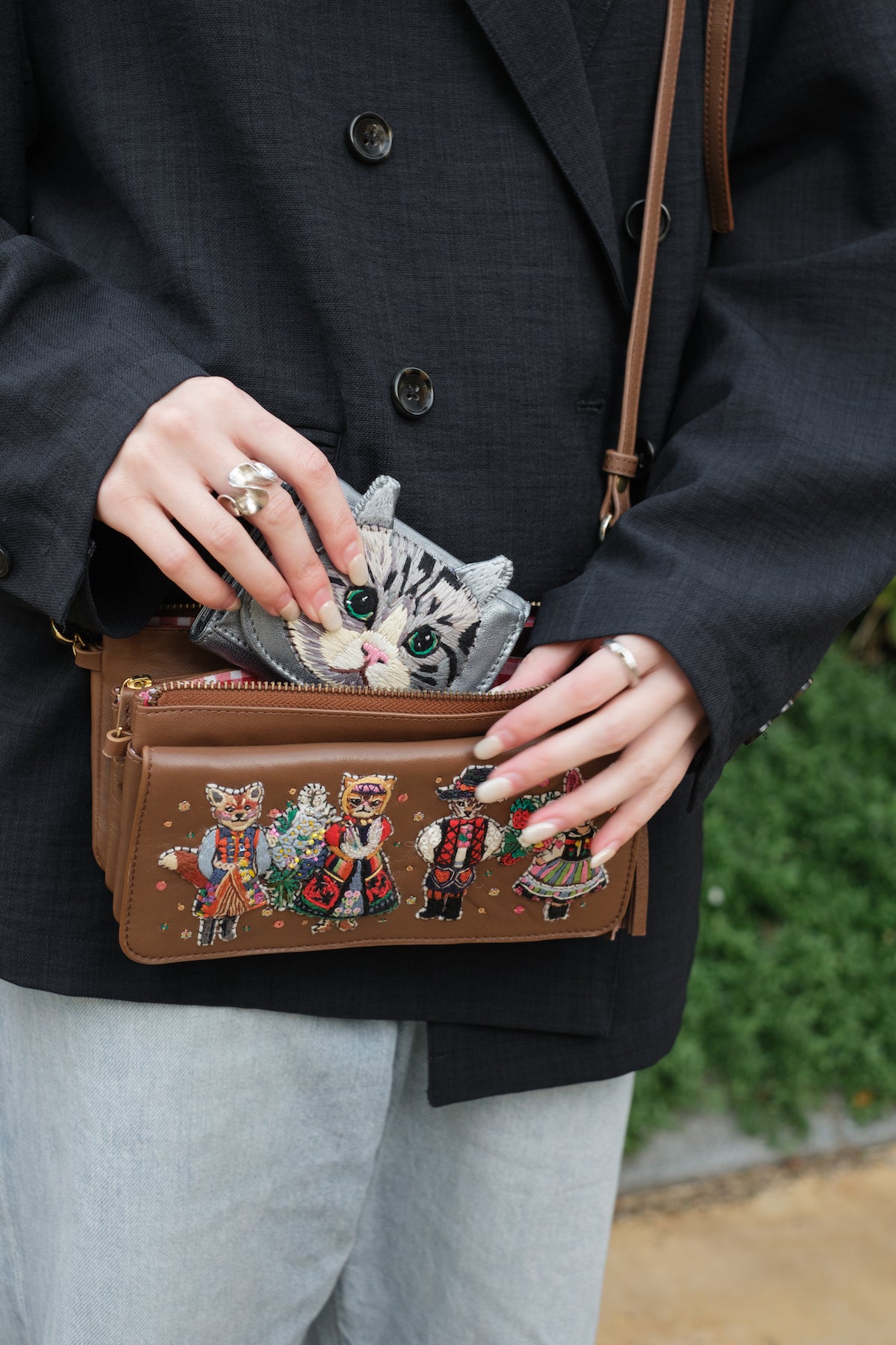 tamao world cat tri-fold mini wallet