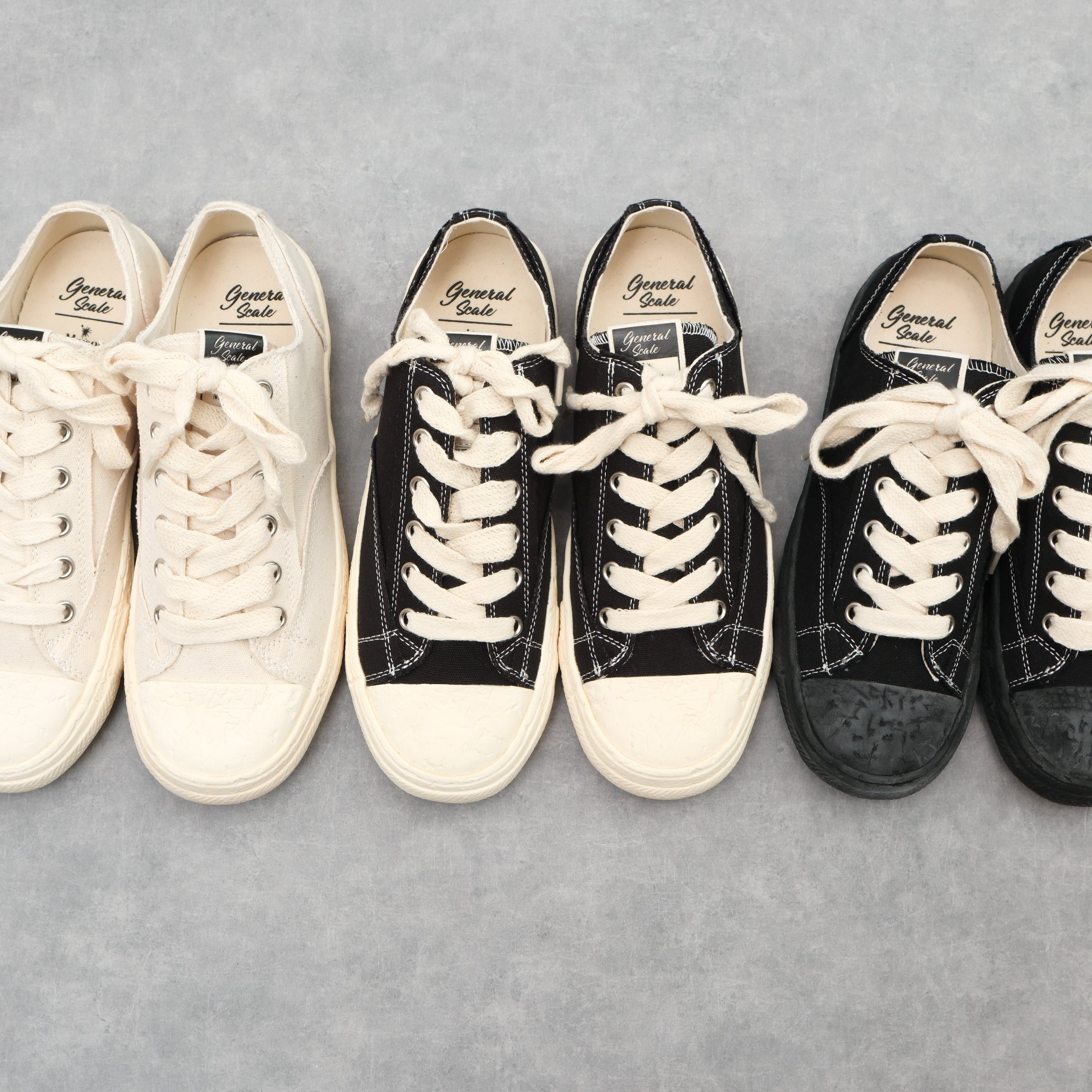 Maison MIHARA YASUHIRO PAST Sole6-Hole Canvas Low-top Sneaker