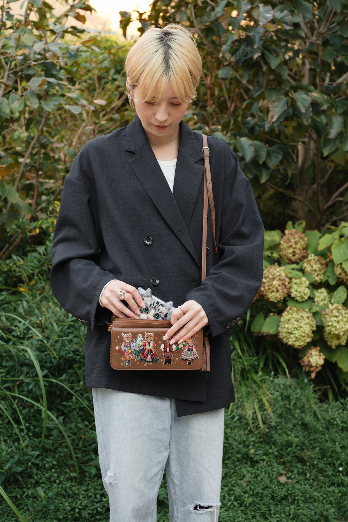 tamao world cat tri-fold mini wallet