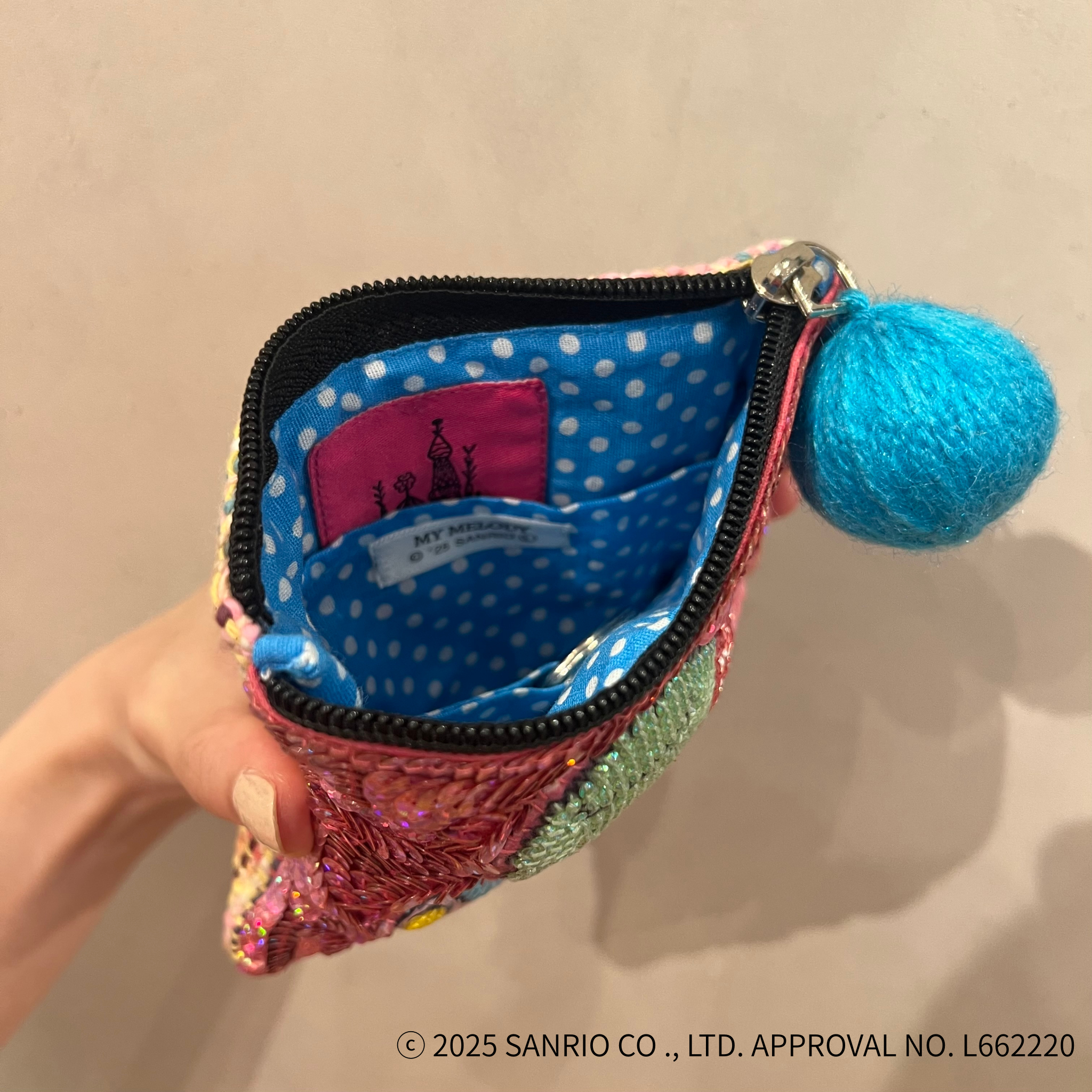 tamao world スパンコール刺繍ポーチ サンリオキャラクターズ