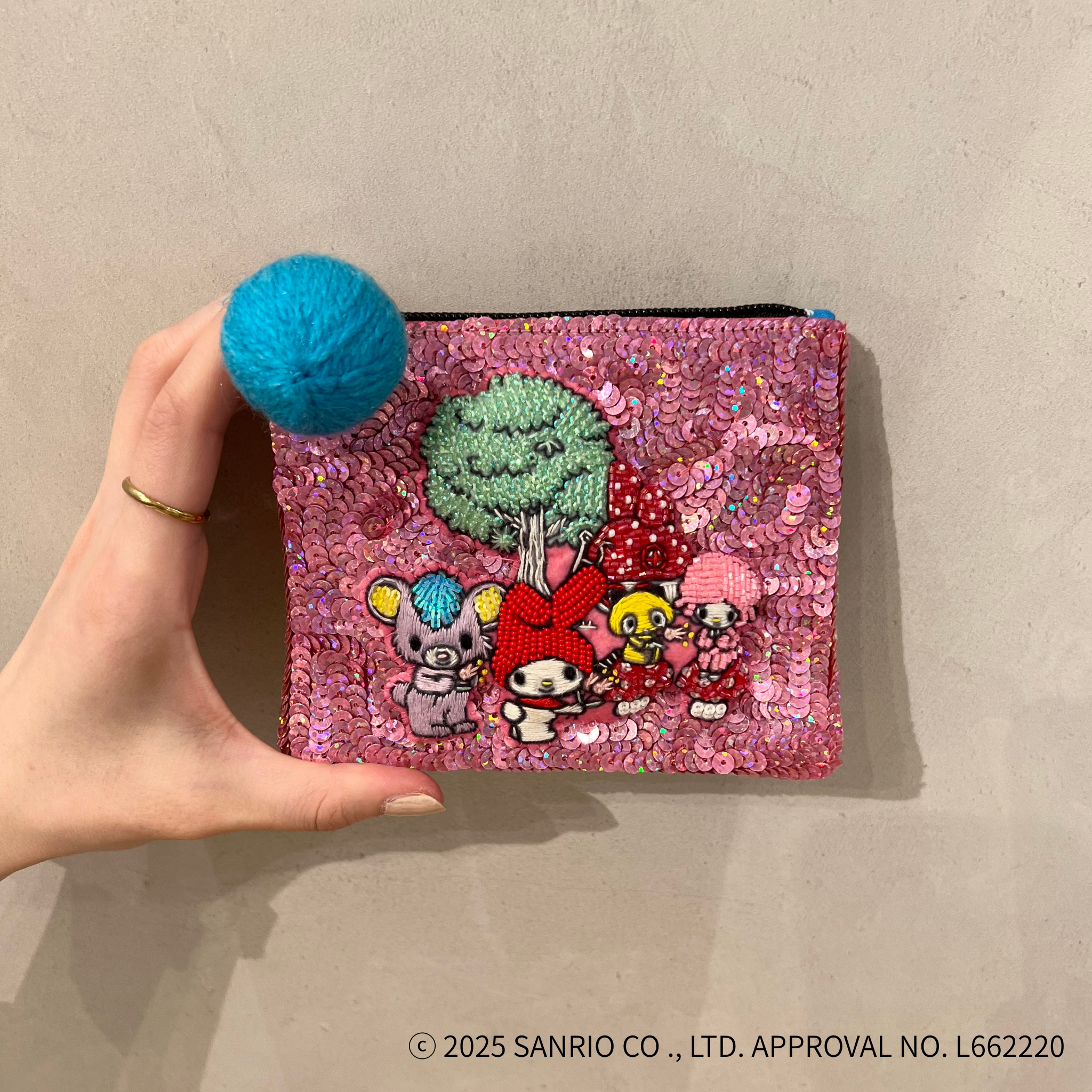 tamao world スパンコール刺繍ポーチ サンリオキャラクターズ